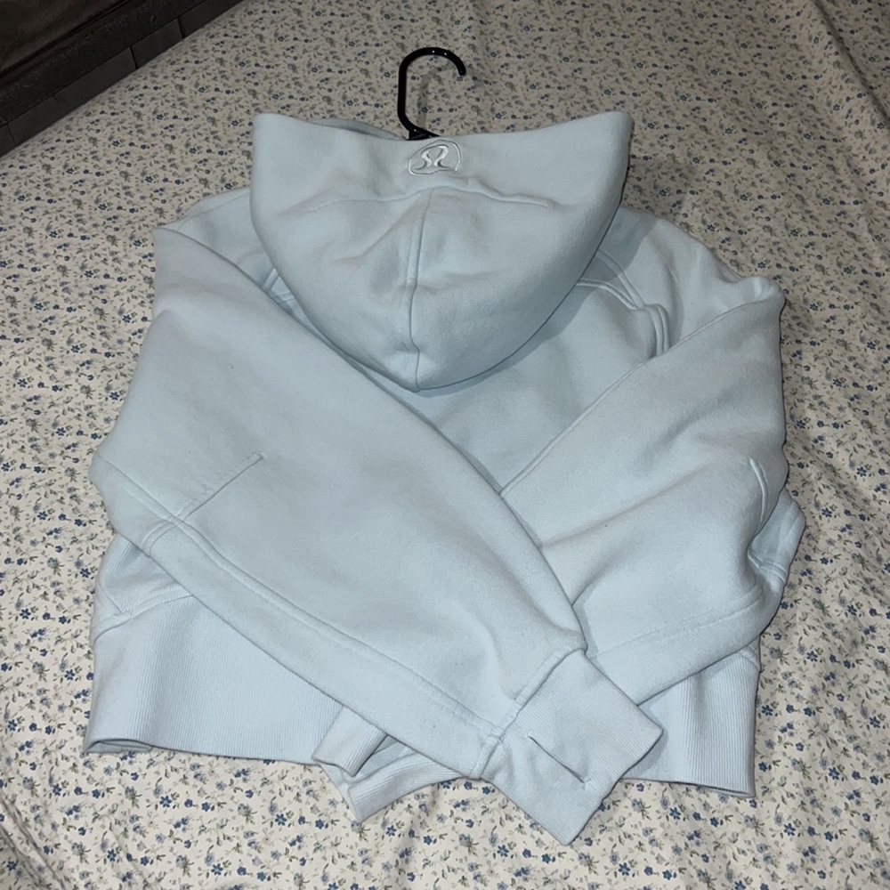 lululemon (rare color) scuba!